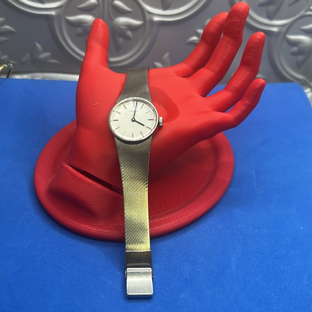 Orient HAND-WOUND LADIES WRISTWATCH JAPAN MADE 70S VINTAGE ROUND SILVER‎ DIal